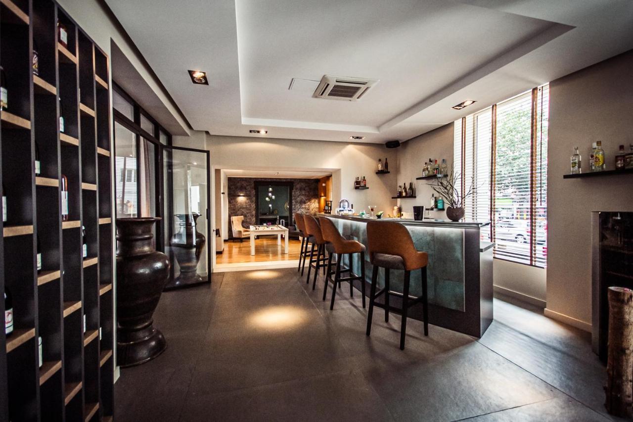 Logis Villa C Hôtel Bourges Esterno foto