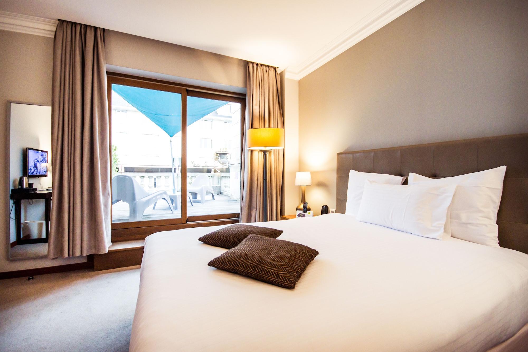 Logis Villa C Hôtel Bourges Esterno foto